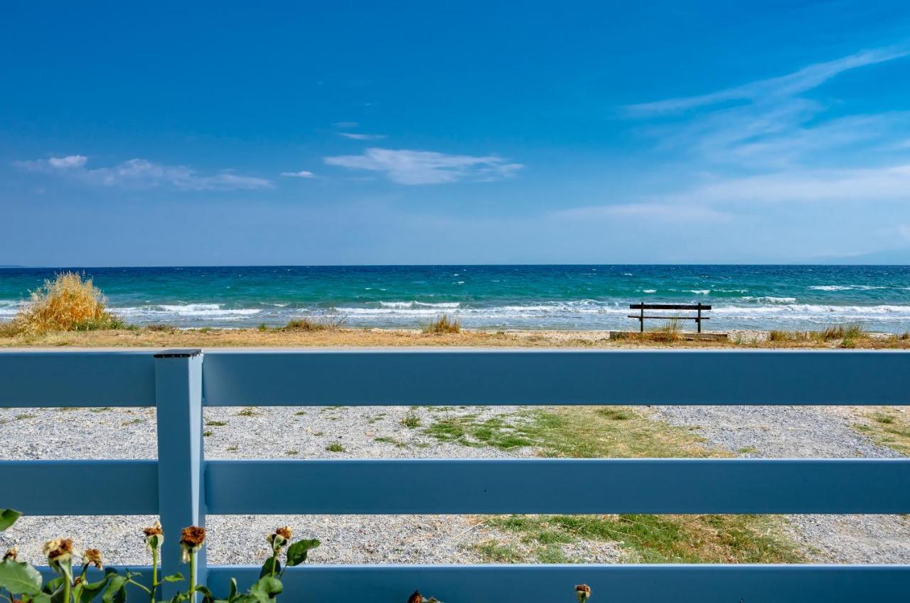Azzurro Seafront Houses Nea Kallikrateia Eksteriør bilde