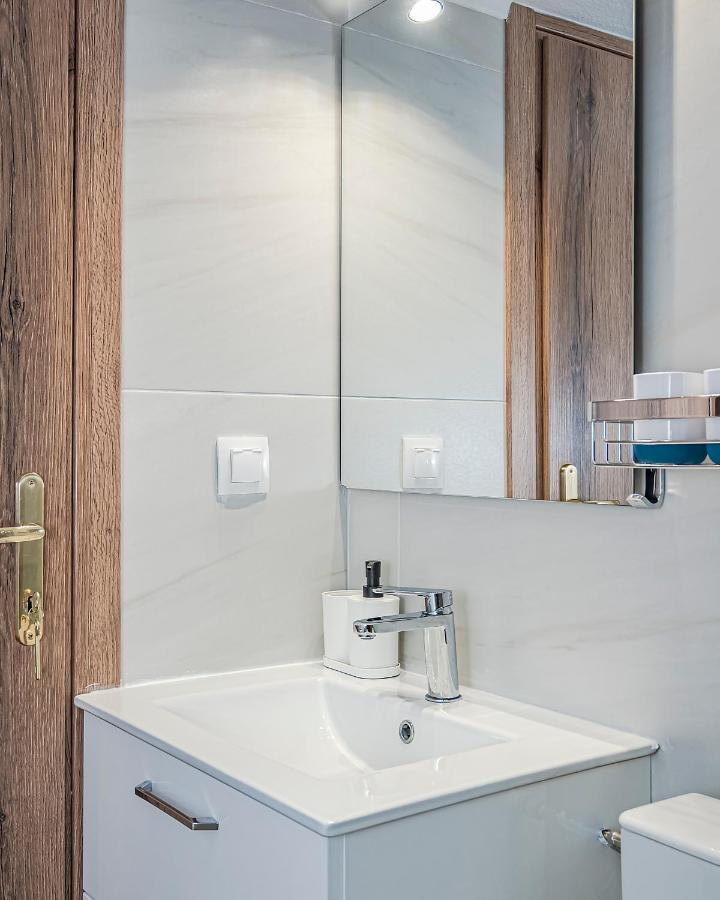 Azzurro Seafront Houses Nea Kallikrateia Eksteriør bilde